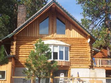 Log Cabin for 12 Guests in Oregon, USA, Picture 1