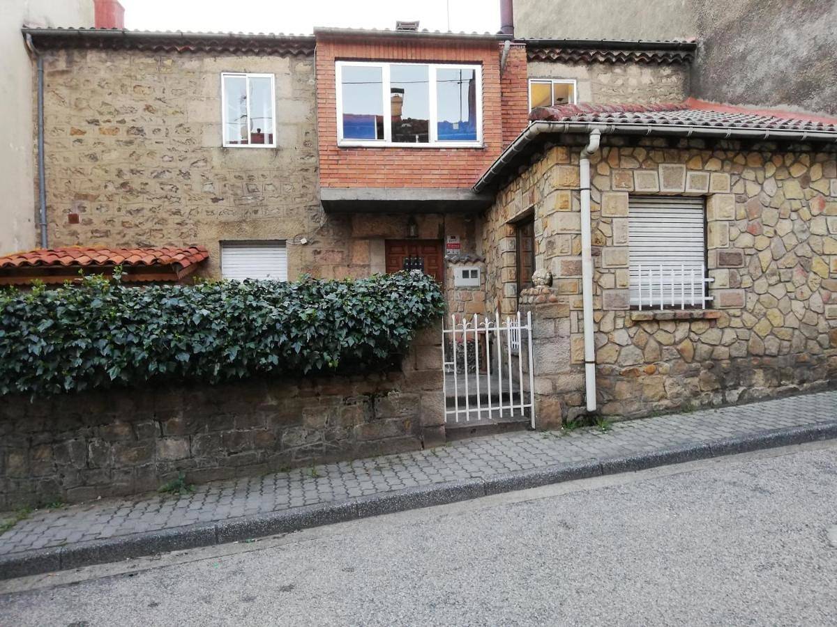 Casa, rural A Saladina in Covaleda, Provincia de Soria