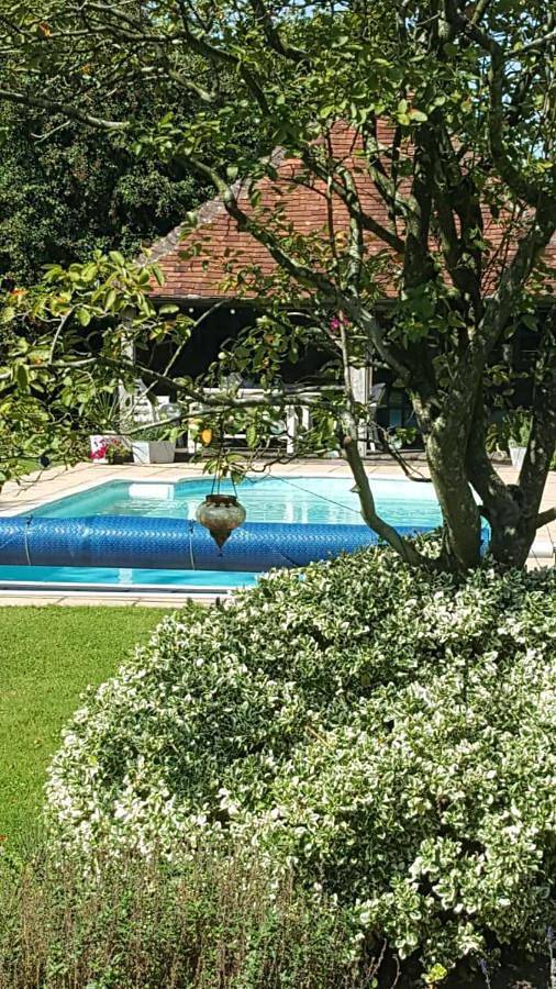 Chambre d’hôte pour 2 personnes, avec jacuzzi ainsi que jardin et piscine - 1
