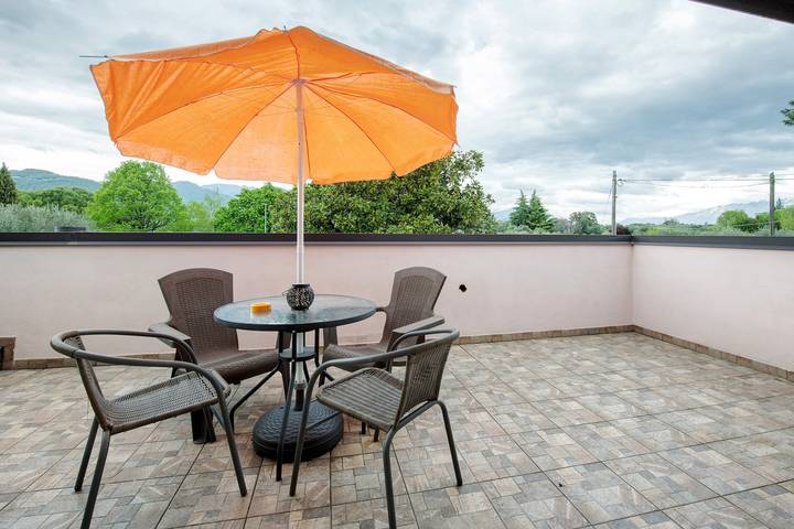 Villa pour 8 personnes, avec jardin, animaux acceptés dans Lombardie - 3