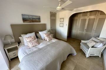 Holiday Rental for 8 People in La Manga Club, Atamaría, Photo 2