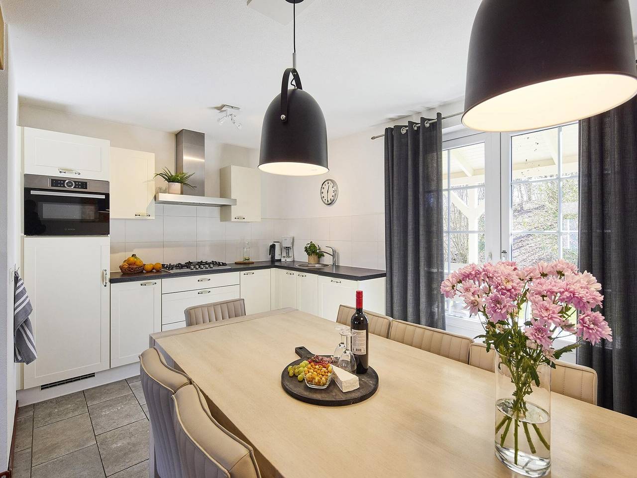 Boerderij in Limburg bij Designer Outlet in Limburg