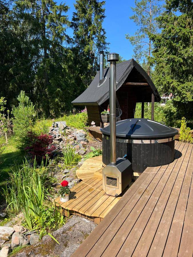 Nordic Sauna Retreat with Hot Tub in Uppsala