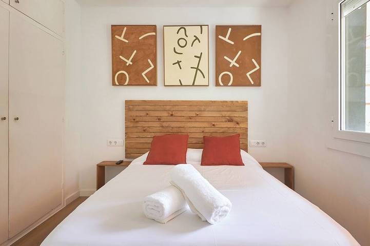 Ferienhaus für 8 Personen, mit Balkon in Barcelona - 2