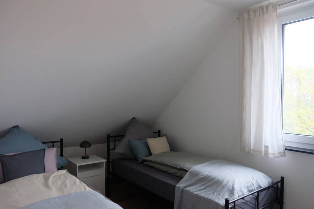 Ganze Wohnung, Wohnung mit 3 Schlafzimmern und Balkon in Ravensburg, Region Bodensee-Oberschwaben