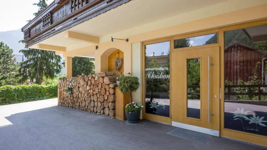 Holiday apartment for 5 people, with balcony, with pets - 1