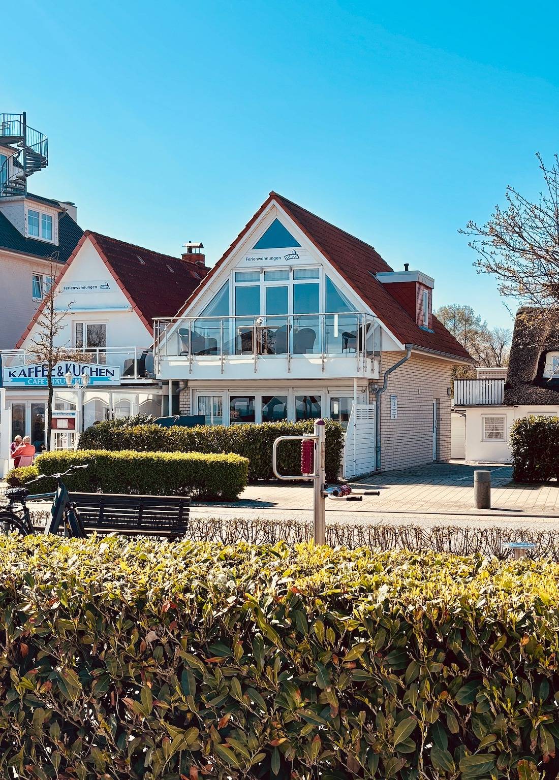 Ganze Ferienwohnung, Maris Ferienwohnung Nr. 48 (Og mit Balkon und Meerblick) in Scharbeutz, Ostholstein