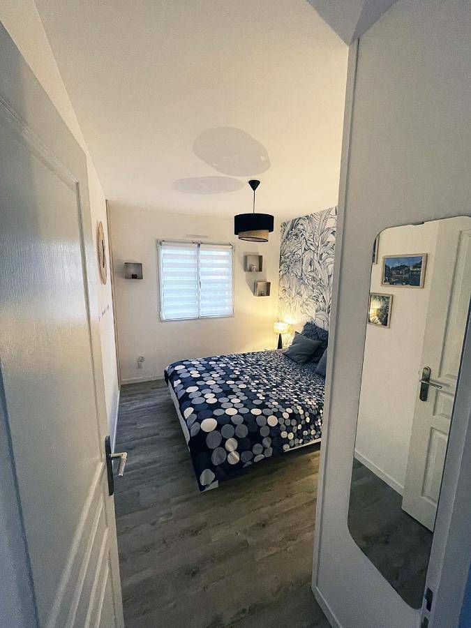 "Maison de la sèvre" - 1 chambre d'hôte moderne dans notre maison au calme à 15mn du Puy du Fou in Mortagne-sur-Sèvre, Région de La Roche-sur-Yon