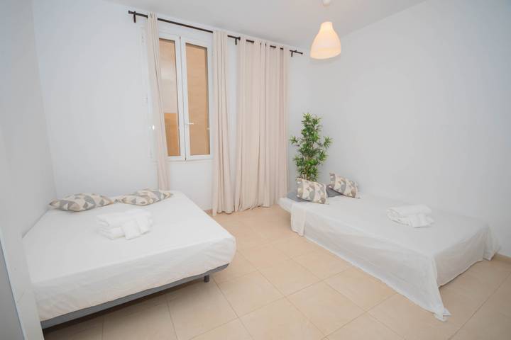 Apartamento entero, M Habitaciones en alquiler en Barrio Chu in Centro (Madrid), Madrid