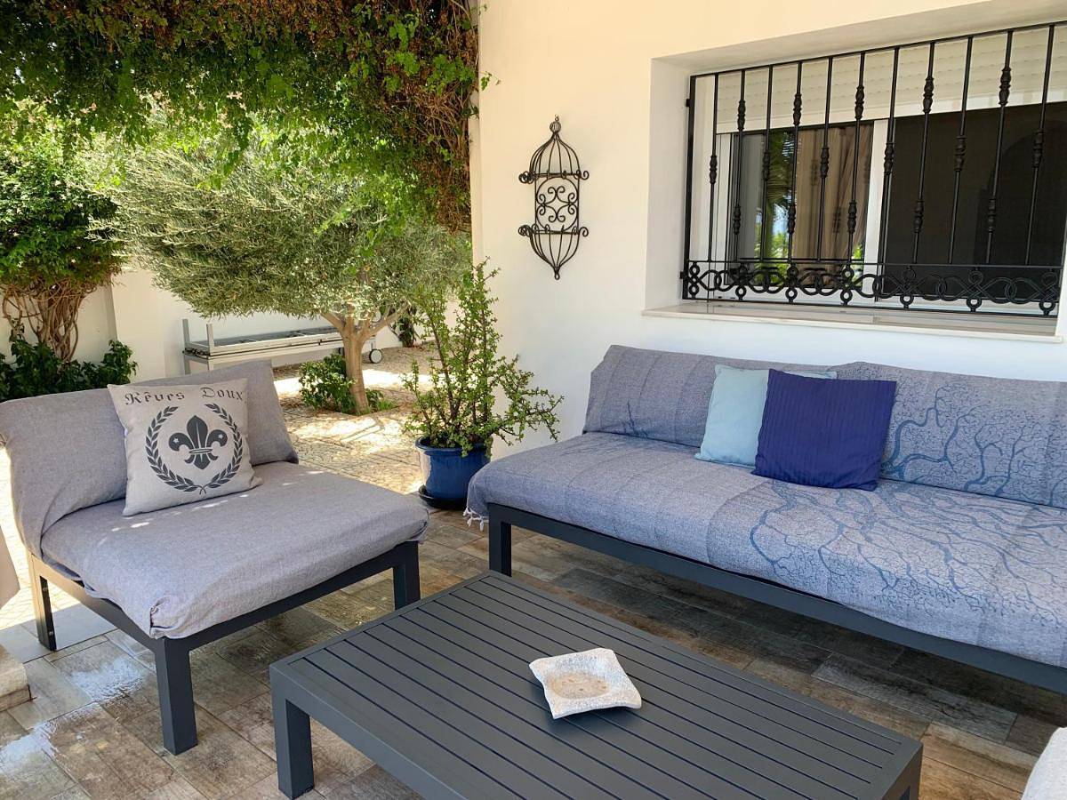 Apartamento entero, Maison Alriad - Alojamiento familiar tranquilo cerca del mar con jardín, porche y parking privado en el interior de la finca no apto para fiestas in Vista de los Ángeles, Mojácar