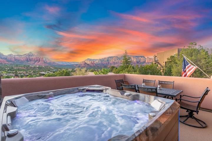 Holiday rental for 8 people, with garden and terrace in Sedona