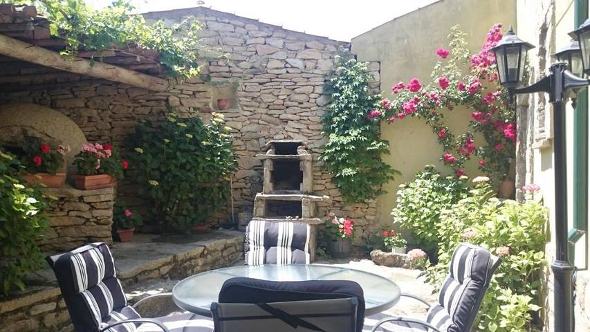 Casa rural para 8 personas, con Balcón y Terraza además de Jardín y Vistas en Parque Natural de las Arribes del Duero