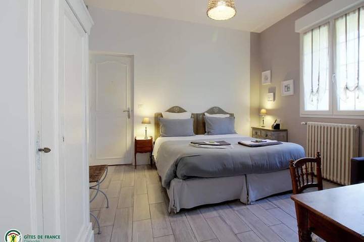 Location de vacances pour 4 personnes, avec jardin et piscine à Lignan-de-Bordeaux - 3