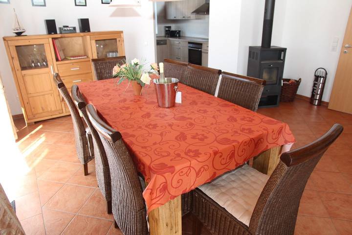 Ferienhaus für 8 Personen, mit Terrasse und Garten sowie Sauna in Grimersum - 4