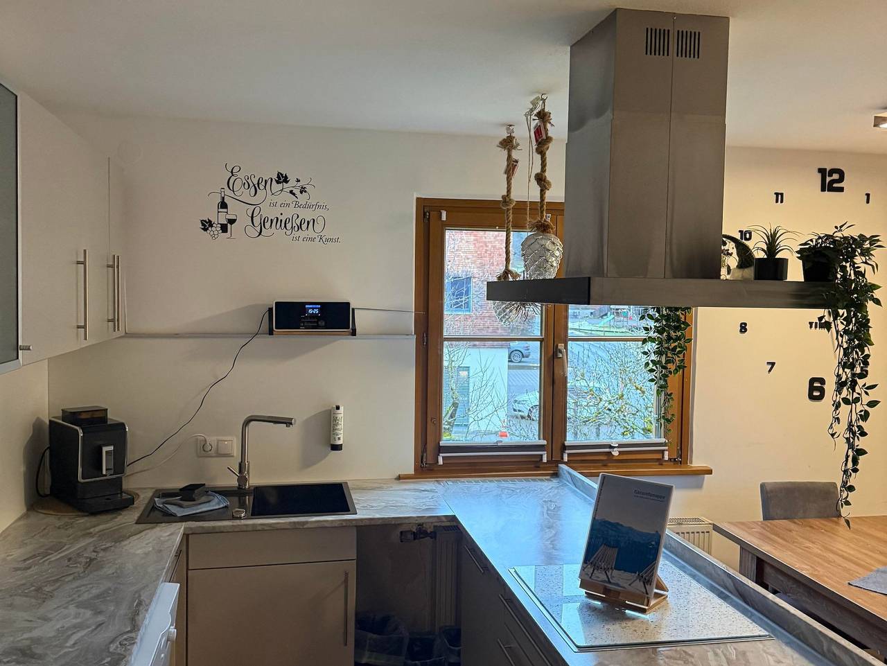 Ganze Ferienwohnung, Ferienwohnung Ines - Appartment mit Blick auf die Berge in Mellau, Bregenzerwald