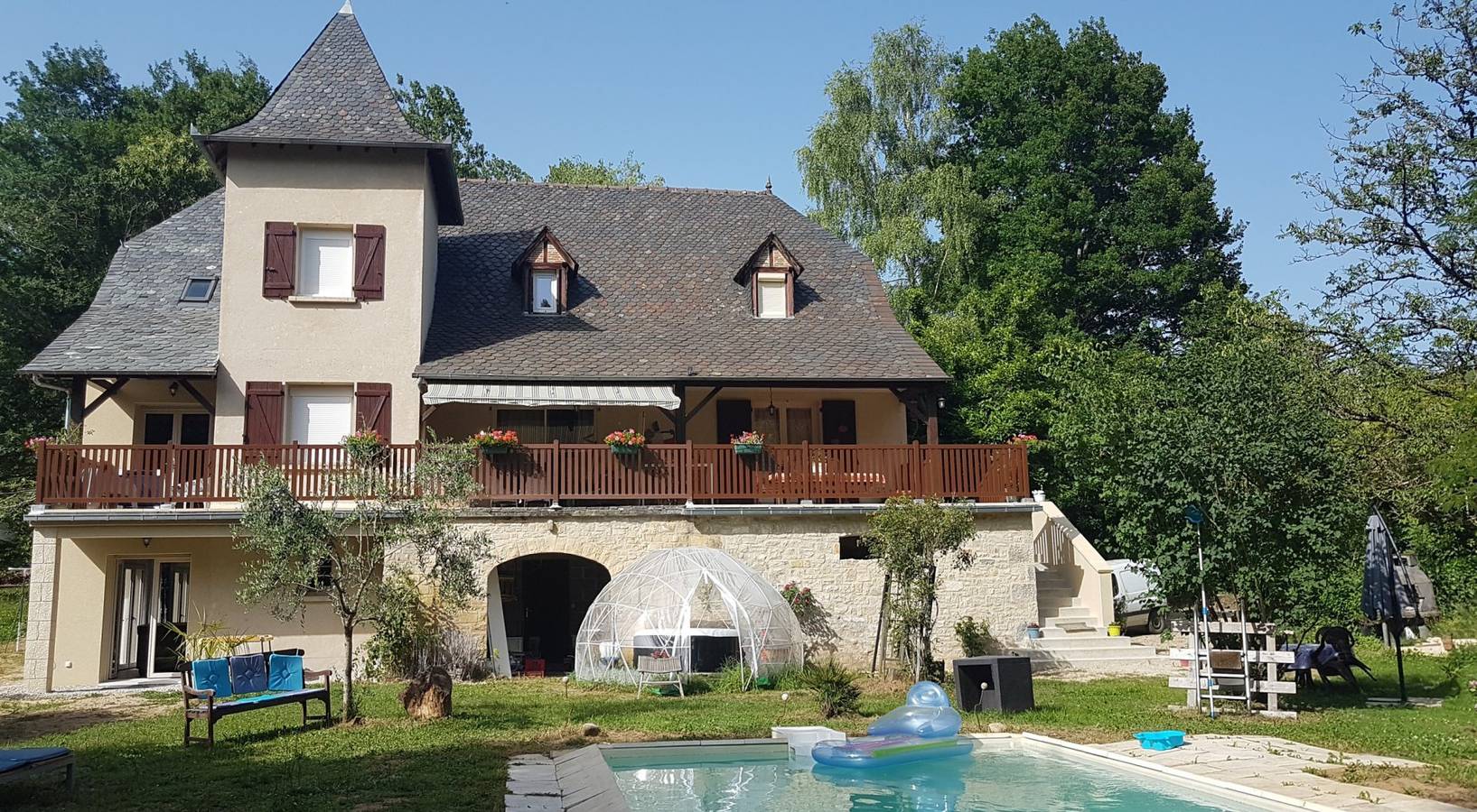 Chambres d'hôtes "Fred & Jules" - Chambre Musique in Beaulieu-sur-Dordogne, Massif central