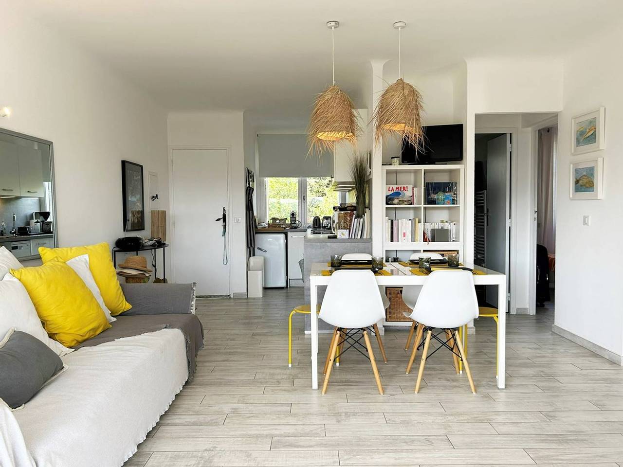 Appartement entier, Appartement lumineux avec terrasse, 500m de la plage, Bormes-les-Mimosas in Bormes-les-Mimosas, Parc national de Port-Cros