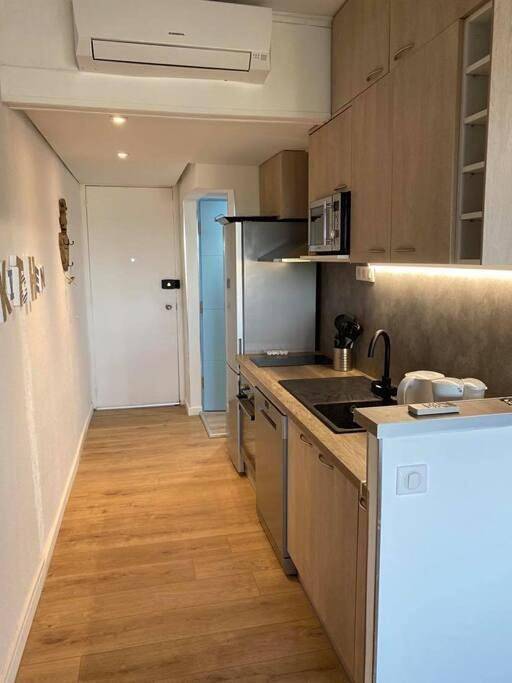 Gîte pour 5 personnes, avec piscine et bassin pour enfant ainsi que jardin et vue dans Plage des Engraviers - 2