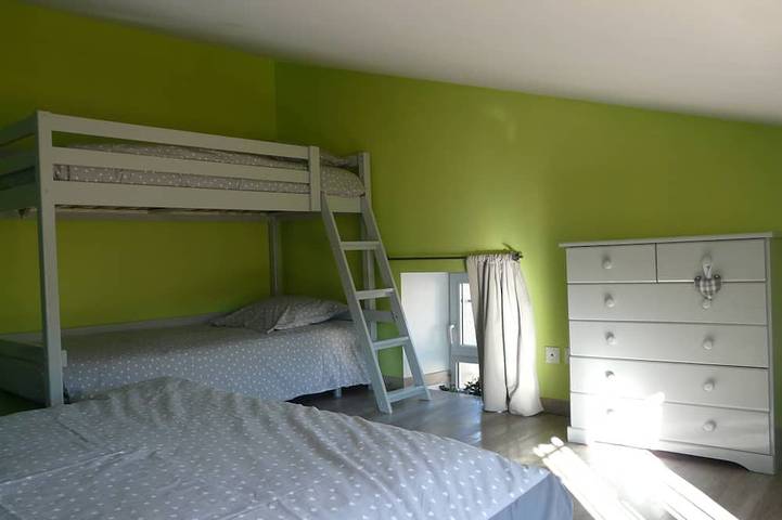 Gîte pour 8 personnes, avec terrasse, animaux acceptés à Saint-Bonnet-du-Gard - 2