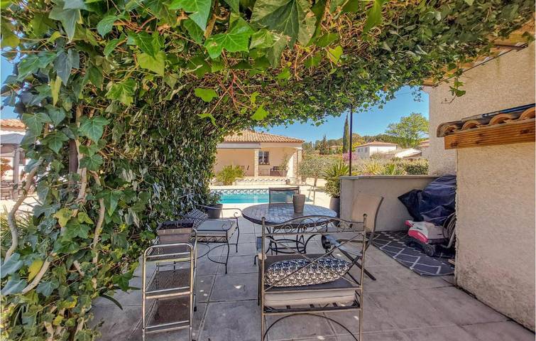Location de vacances pour 2 personnes, avec Piscine à Vérargues