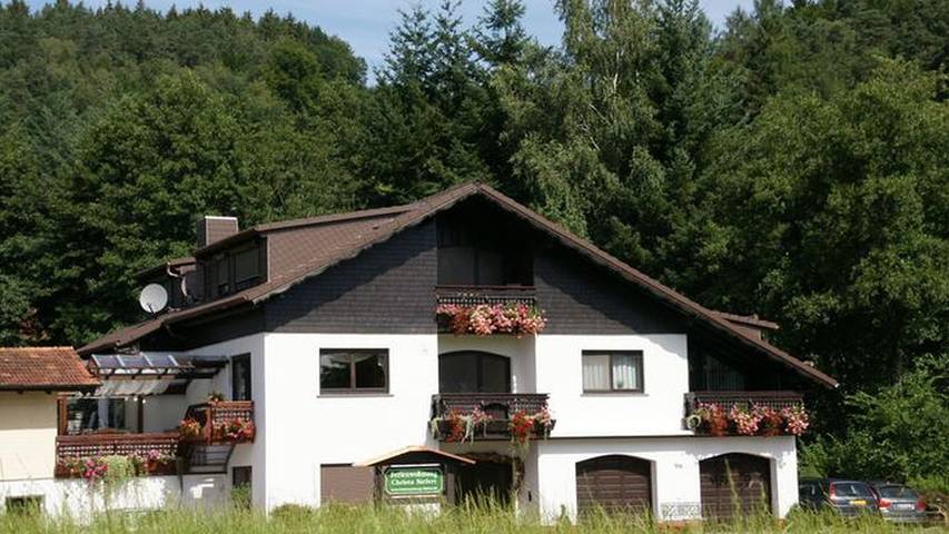 Bauernhof für 3 Personen, mit Garten und Terrasse im Odenwald