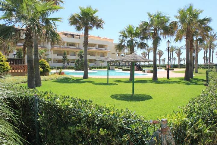 Apartamento para 4 personas, con Balcón y Terraza además de Jardín y Piscina para niños en Playa Serena (Roquetas de Mar)
