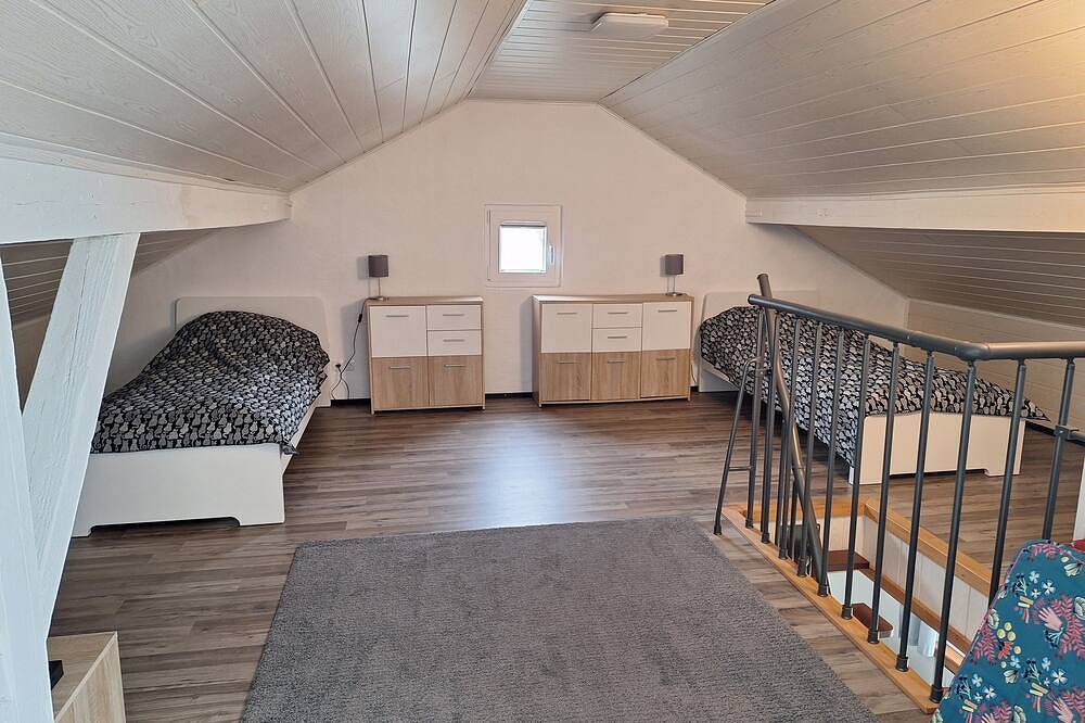 Ganze Wohnung, Moderne Maisonette-Wohnung im Stadtzentrum in Grünstadt, Saar-Nahe-Bergland