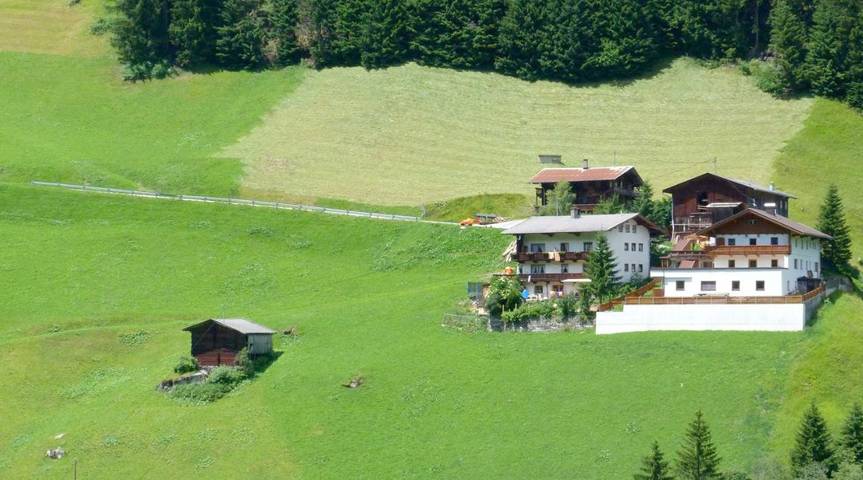 Ferienwohnung für 5 Personen, mit Balkon und Ausblick in Lanersbach - 3