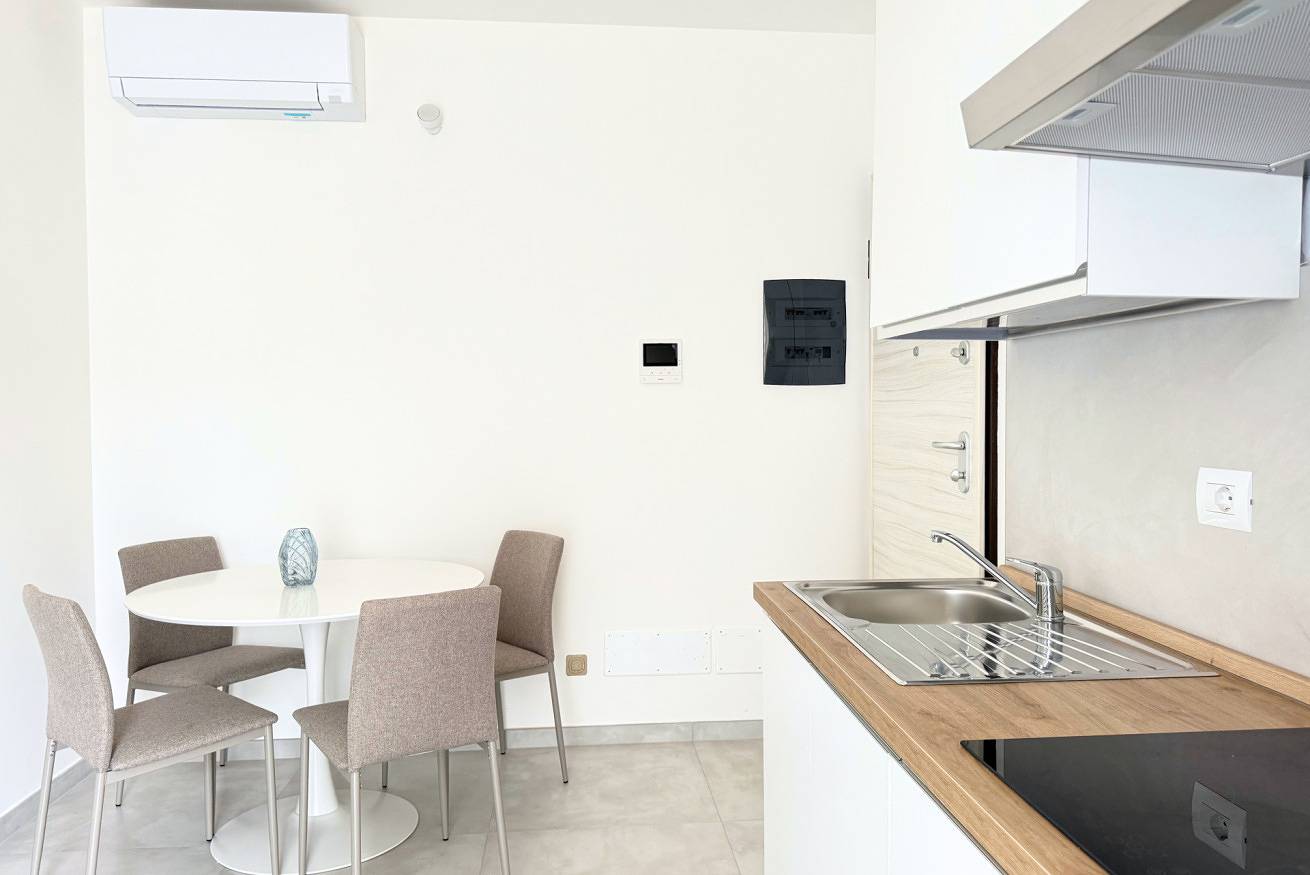 Appartamento intero, S371 - Sirolo, bilocale con giardino e parcheggio in Sirolo, Riviera del Conero