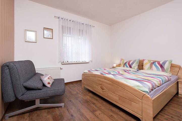 Ferienwohnung für 4 Personen, mit Balkon und Garten in Breitenbrunn / Erzgebirge - 2