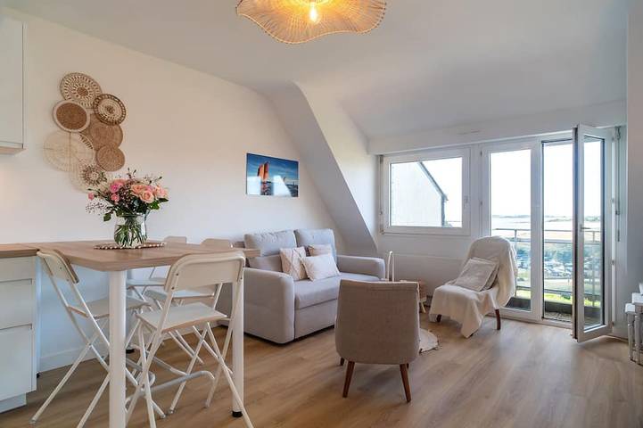 Gîte pour 4 personnes, avec balcon dans Plage des Govelins