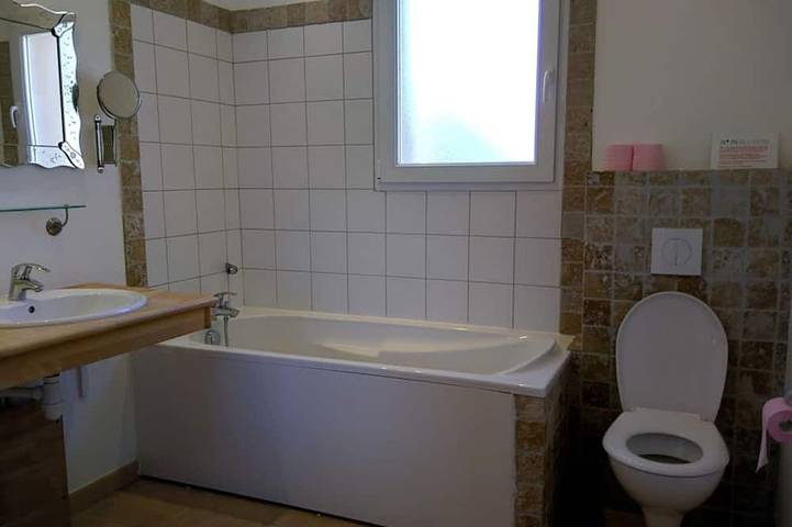 Villa confortable avec piscine in Montbrun-des-Corbières, Région de Narbonne