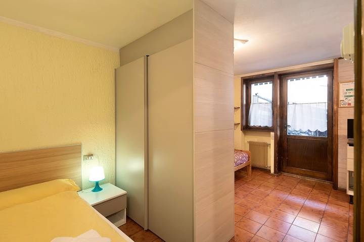 Hel studio-lejlighed, Studio Apartment 'Baite Costaccia Appartamento 2' with Mountain View, Balcony and Wi-Fi in Livigno, Stilfser Joch National Park