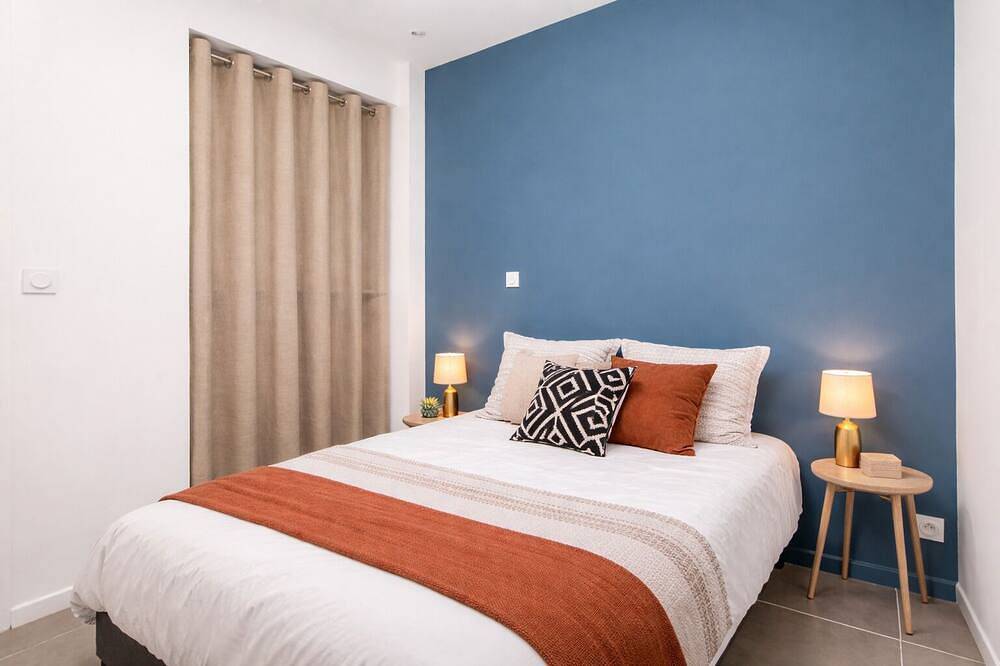 Entire apartment, Modern apartment with 40m² terrace - Extremely practical in Arras, Arras region