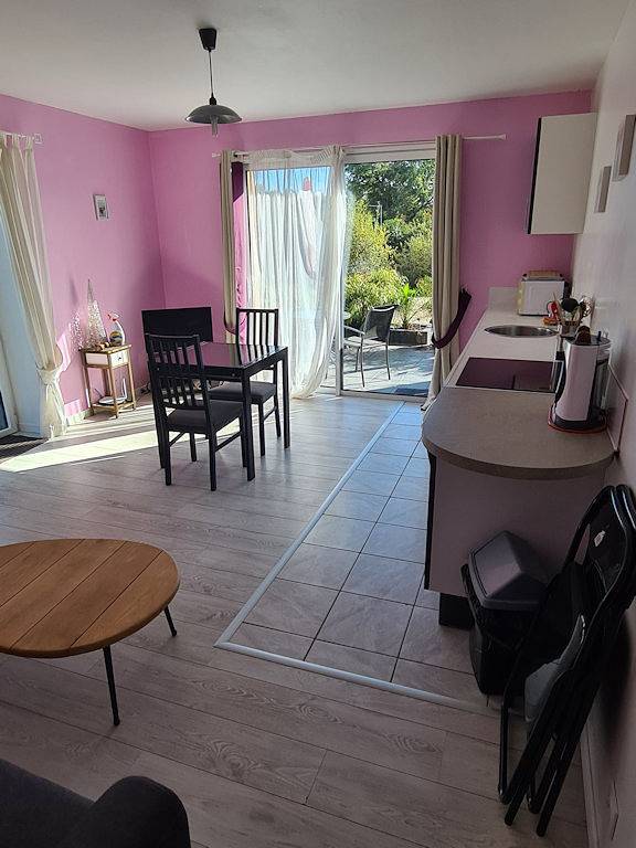 Gîte pour 2 personnes, avec jardin dans Theix-Noyalo - 3