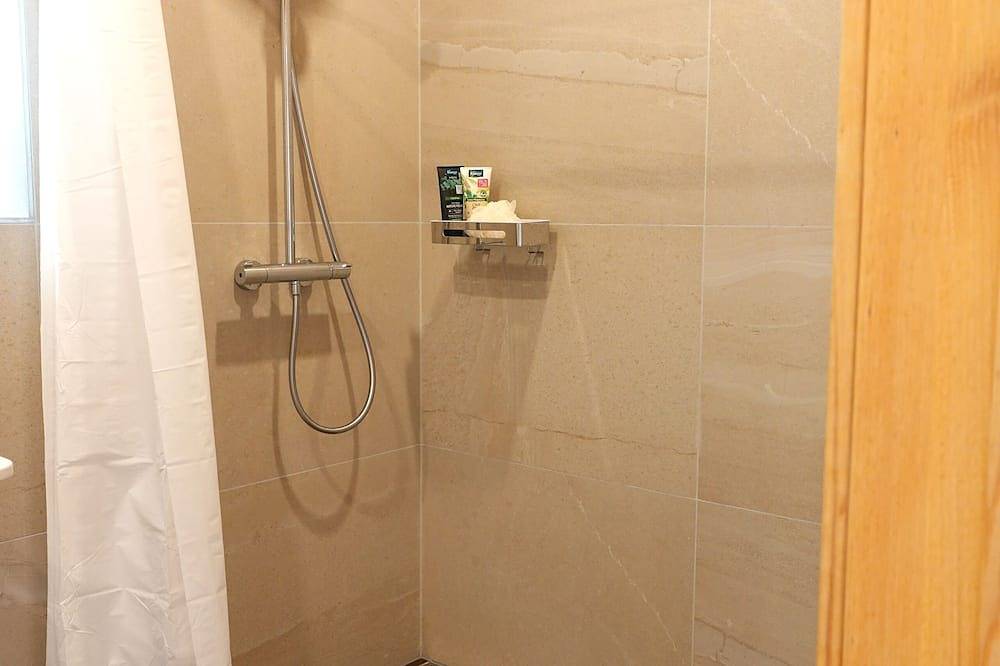 Ganze Wohnung, Main barrierefreier Urlaub im Weinberg in Kitzingen, Fränkisches Weinland