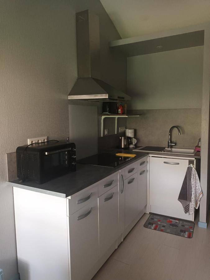 Gîte pour 2 personnes, avec Balcon ainsi que Terrasse et Jardin dans Grièges - 2