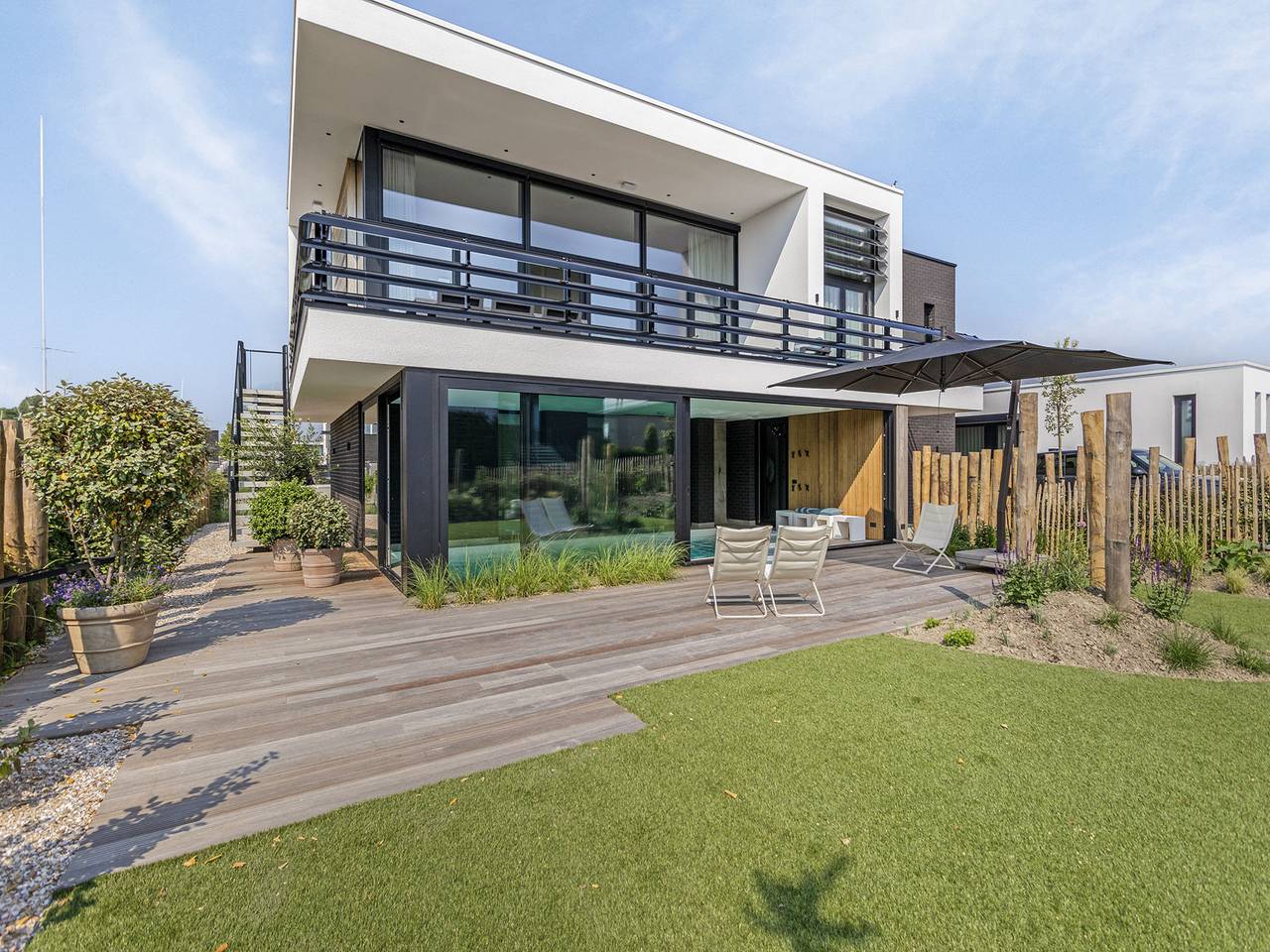 Luxe watervilla met zwembad & steiger in Kamperland, Zeeuwse Kust
