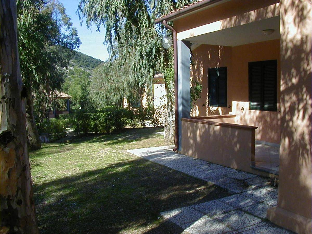 Camping Sole e Mare in Nisporto, Riotorto