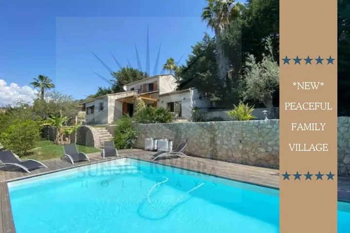 Chalet para 8 personas, con jardín además de terraza y piscina - 1