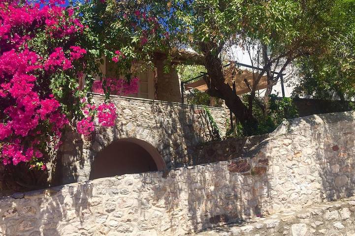 Maison d'été traditionnelle d'Alex in Hydra