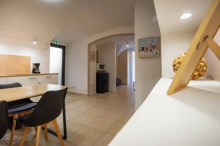 Gîte pour 4 personnes à Saint-Laurent-des-Arbres - 4