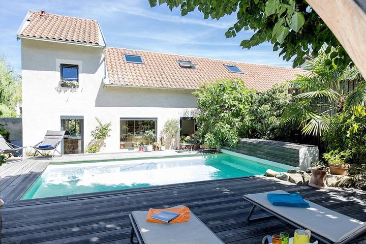 Chambre d’hôte pour 4 personnes, avec Jardin et Piscine dans Moulin Des Massons Saint Bonnet Le Courreau