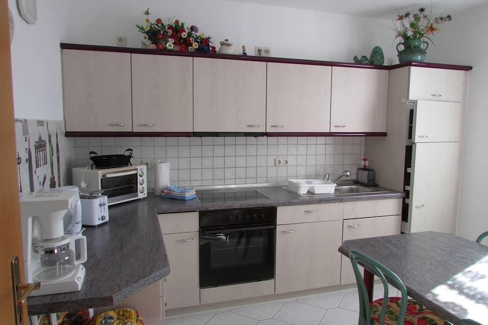 Vacation home for 6 guests with 100m² in Teterow (134871) in Teterow, Lagos de Mecklenburg