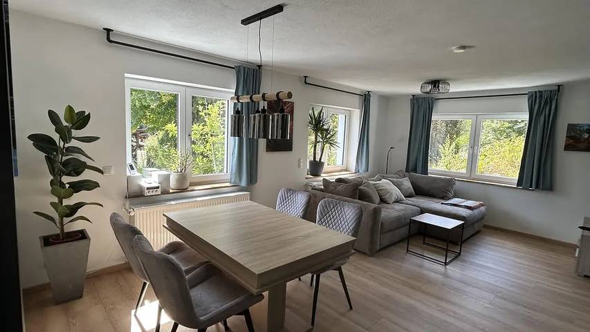Gîte pour 4 personnes, avec terrasse à Dahn