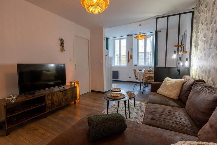 Gîte pour 4 personnes, avec Terrasse dans Office De Tourisme Du Pays Thouarsais - 2