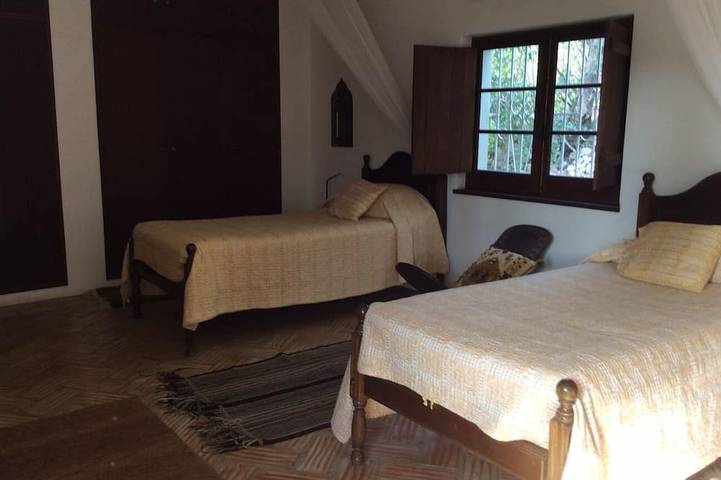 Casa de campo de 2 dormitorios con aire acondicionado y piscina privada grande in Santa Bárbara de Nexe, Distrito de Faro