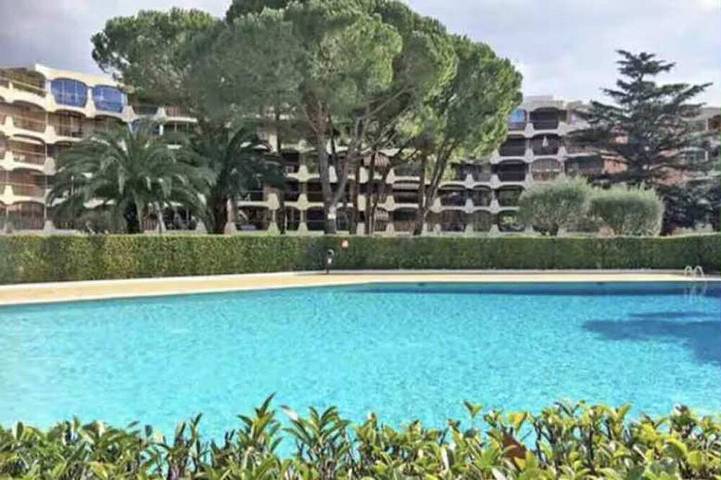 Gîte pour 5 personnes dans Office De Tourisme Et Des Congres De Mandelieu