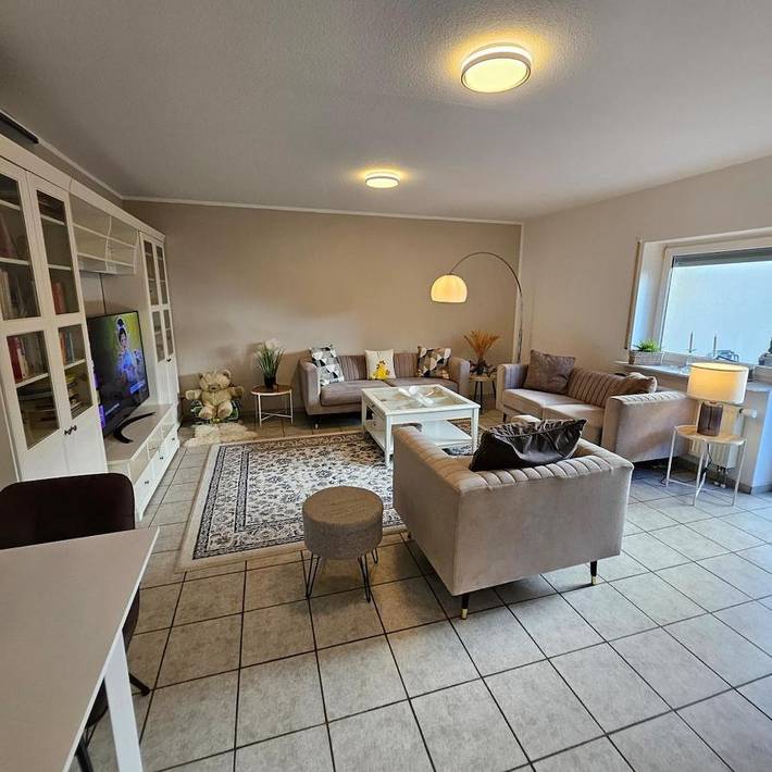 Ferienwohnung für 3 Personen, mit Balkon und Terrasse in Groß-Gerau