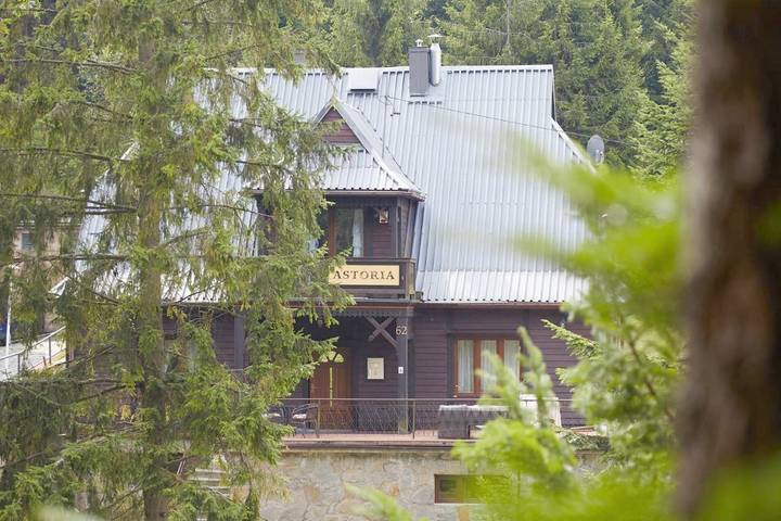 Apartament wakacyjny dla 9 osób, z widok i ogród, Dla rodziny w Krynica-Zdrój